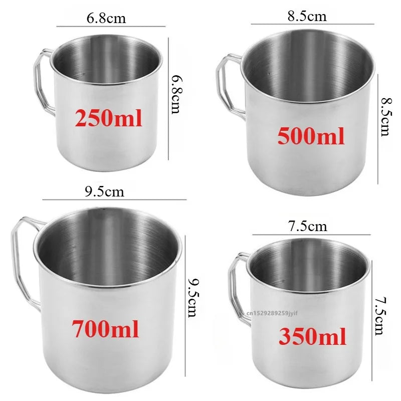 Caneca de Camping em Inox com Alça Dobrável. Leve, ideal para Acampamento, Escotismo, Trilha, Montanhismo e Pescaria.
