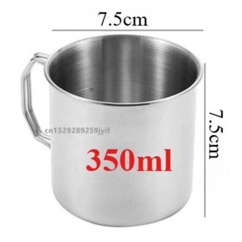 Caneca de Camping em Inox com Alça Dobrável. Leve, ideal para Acampamento, Escotismo, Trilha, Montanhismo e Pescaria.