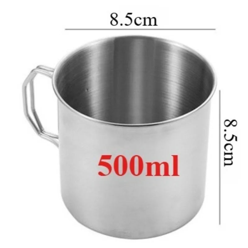 Caneca de Camping em Inox com Alça Dobrável. Leve, ideal para Acampamento, Escotismo, Trilha, Montanhismo e Pescaria.