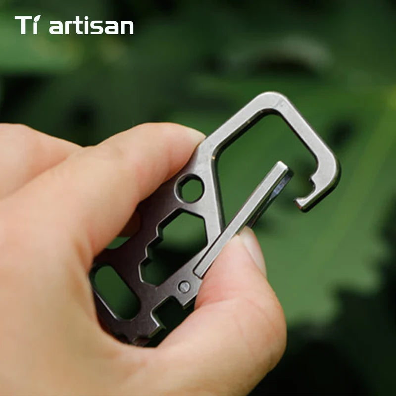 Titanium karabinhage med værktøj