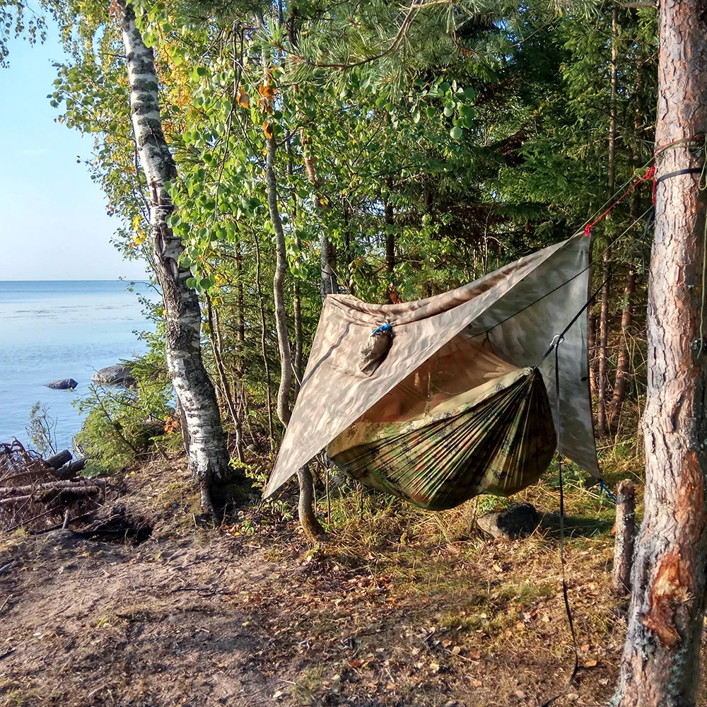 260x140 cm udendørs dobbelt camping hængekøje med myggenet og regnflue presenning Letvægts faldskærmshængekøjer til rejsevandring